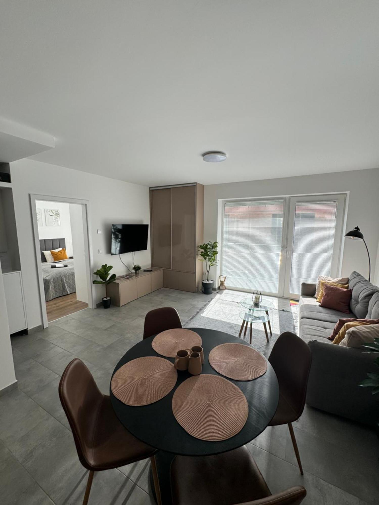 Hello 5C Apartman - Pécs Kültér fotó